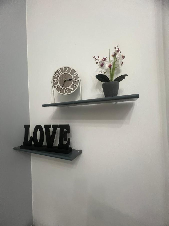 Camere Andrea La Spezia Bagian luar foto