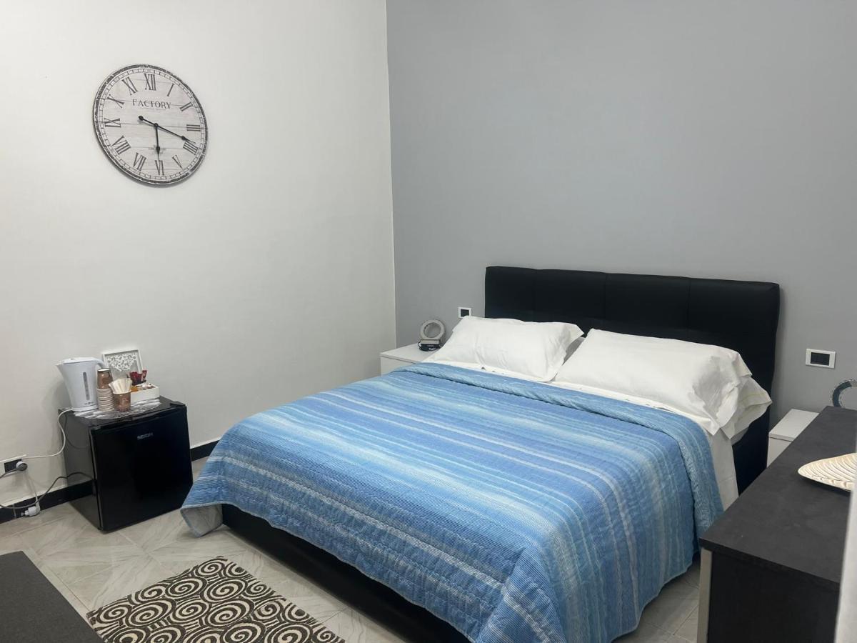 Camere Andrea La Spezia Bagian luar foto